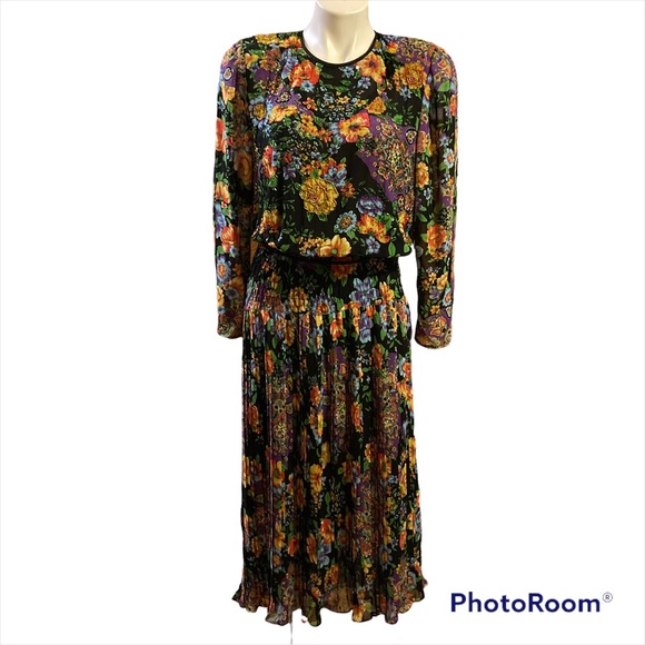 Diane Freis Dresses & Skirts - DIANE FREIS Vintage 80s colorful floral beaded dress